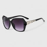 Quinn - Sophisticated Sunglasses