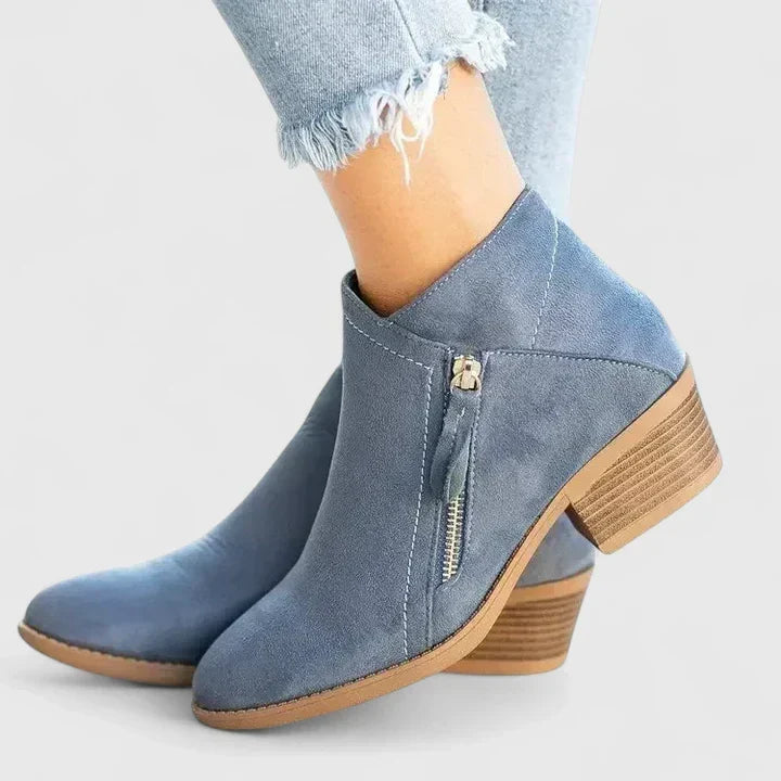 Amrei | Orthopedic Boots