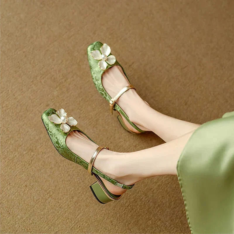 Daisy Elegant Pumps