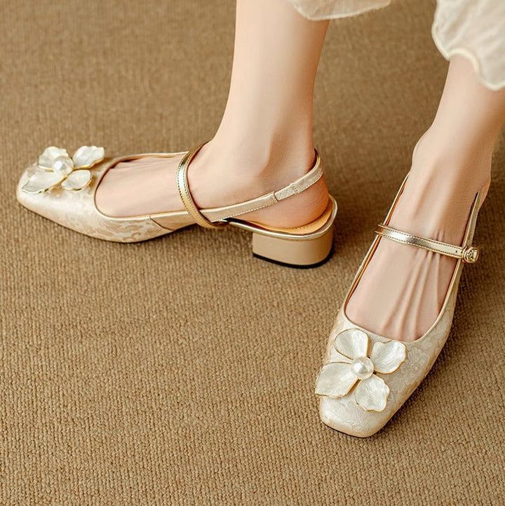 Daisy Elegant Pumps